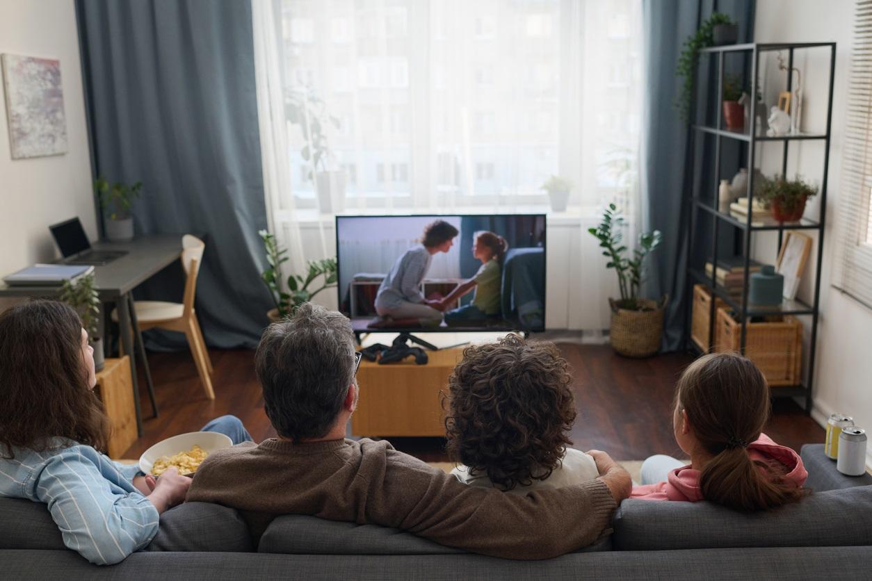Family watchng TV